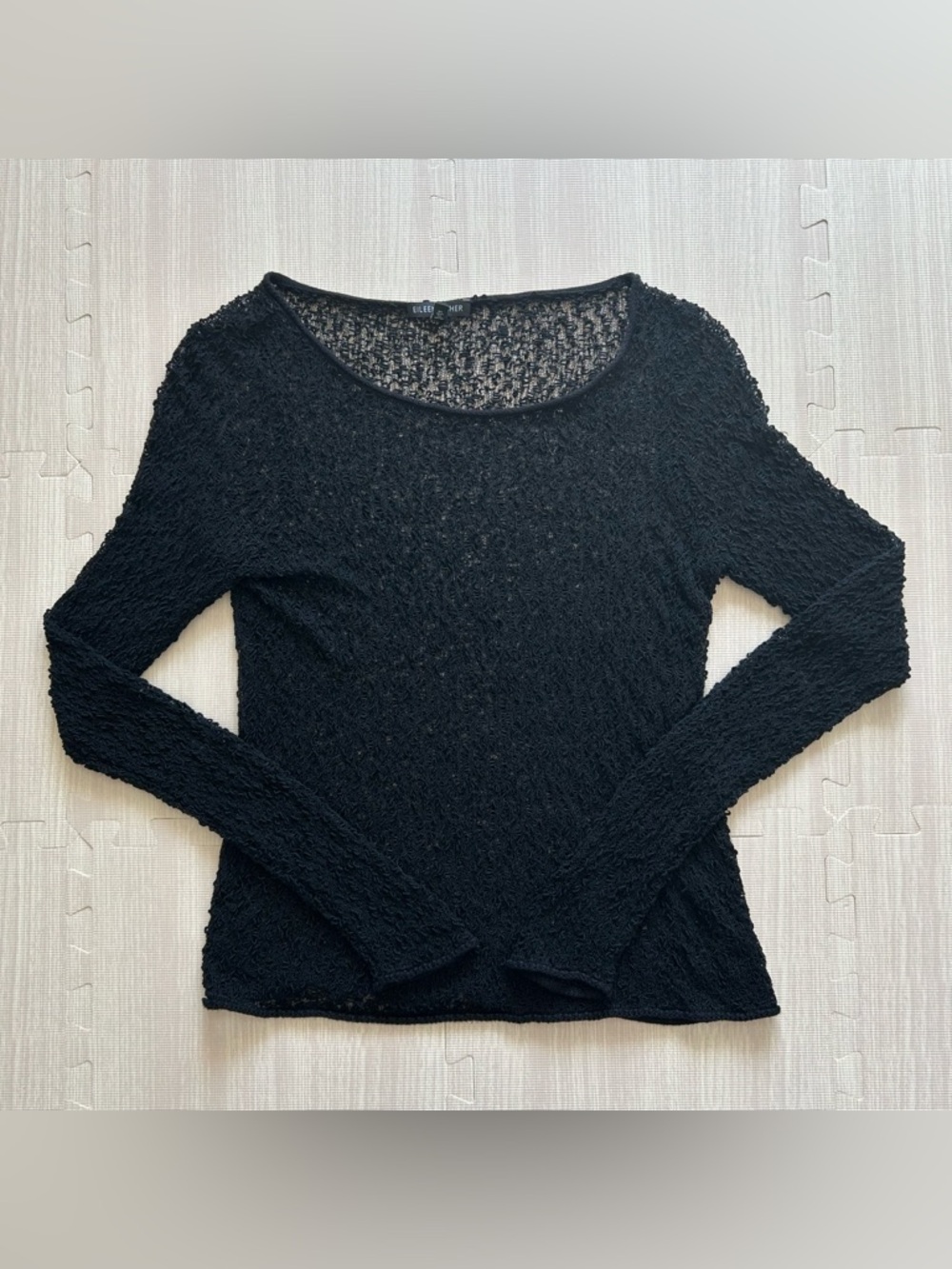 Women’s Eileen Fisher Mesh Wool Knit Black Long Sleeve. XS